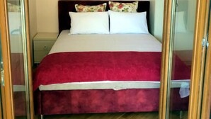 Apartment, Sea View (Bella) | 1 bedroom, iron/ironing board (on request), WiFi (free), bed sheets - Apartments Bella (Bijela)