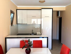 Apartment, Sea View (Bella) | Private kitchen