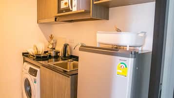 Comfort Apartment, 2 Bedrooms | Private kitchenette