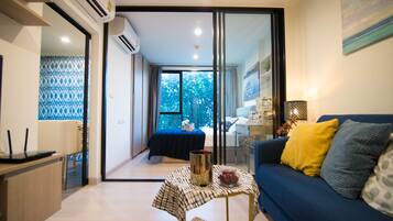 Comfort Apartment, 1 Bedroom | Living area | LED TV