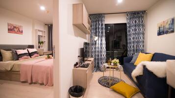 Comfort Apartment, 1 Bedroom | 1 bedroom, blackout curtains, free WiFi, bed sheets