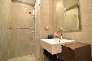 Comfort-Apartment, 1 Schlafzimmer | Waschbecken im Bad
