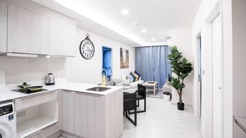 Comfort Apartment, 2 Bedrooms | Private kitchen | Full-sized fridge, oven, stovetop, electric kettle