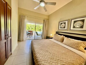 2 Schlafzimmer, Zimmersafe, Bügeleisen/Bügelbrett, Reisekinderbett