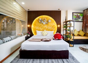 ห้องสตูดิโอสวีท | มินิบาร์, ตู้นิรภัยในห้องพัก, โต๊ะทำงาน, พื้นที่ทำงานแบบใช้แล็ปท็อป