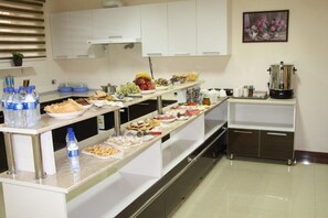 Breakfast area - Grand Mumtoz Hotel (Tashkent)