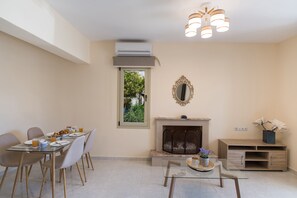 Appartement, 1 slaapkamer | Woonruimte | Flatscreentelevisie