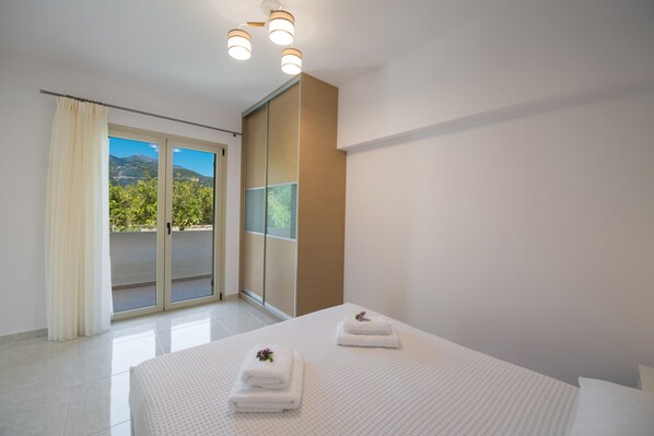 Studio | In-room safe, desk, iron/ironing board, free WiFi - Bounatsa Studios & Apartments (Lefkada)