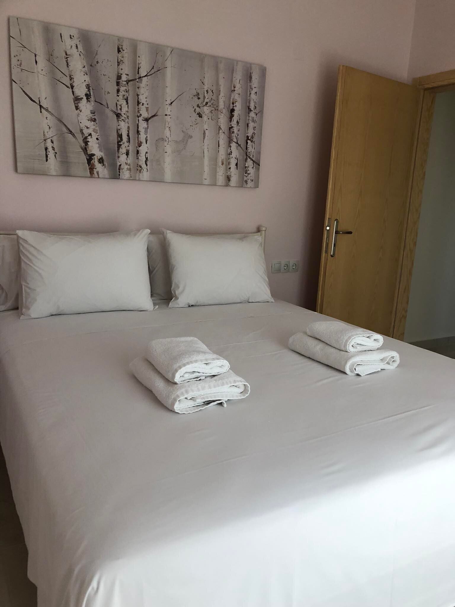 In-room safe, desk, iron/ironing board, free WiFi