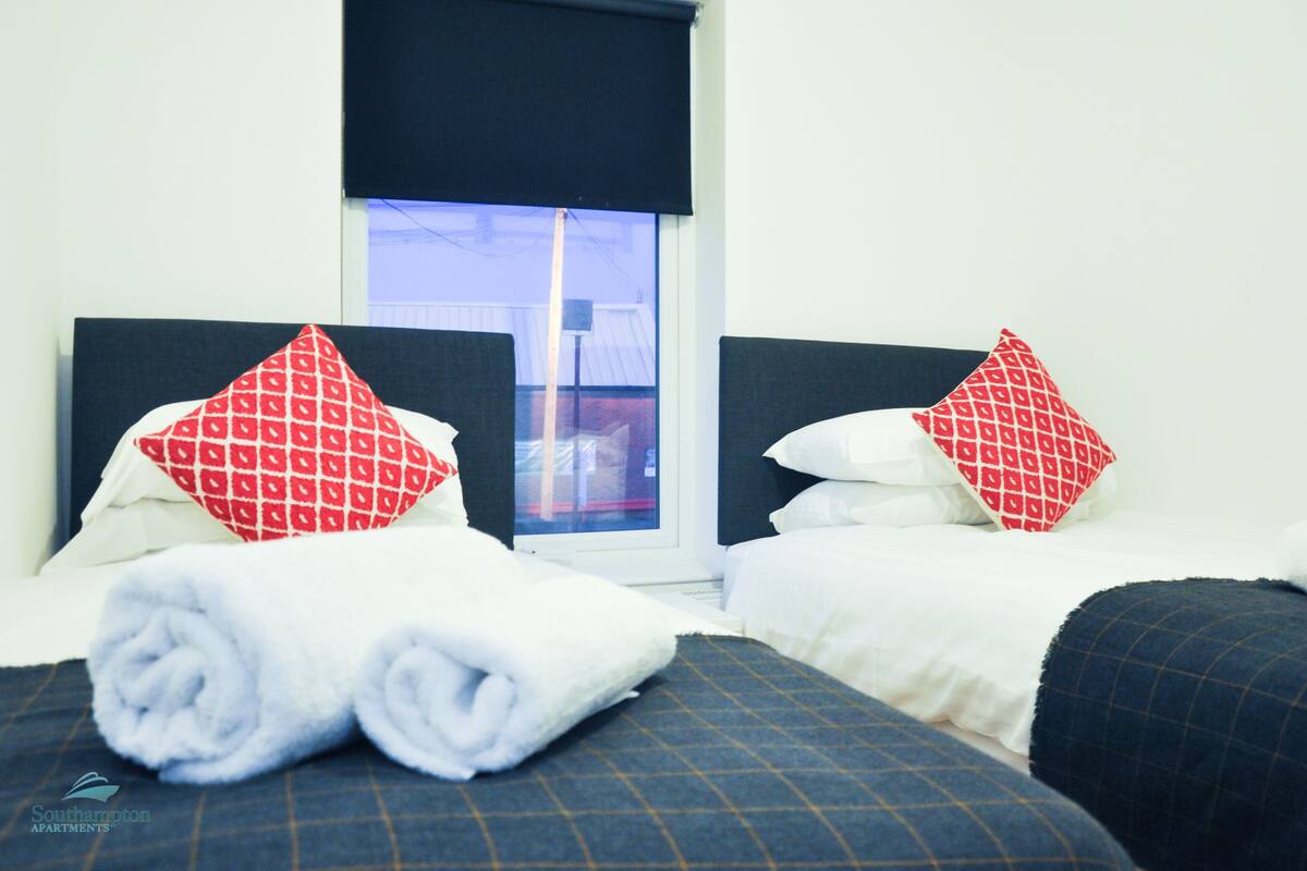 One Bedroom Apartment