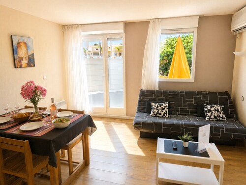 Ground-floor studio at Les Cigales de Mer