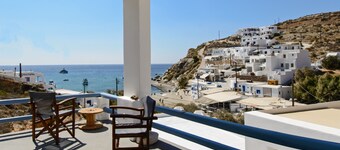 Perigiali Rooms & Apartments Folegandros