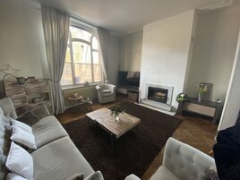 Área de estar no saguão