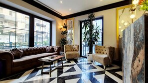Lobby sitting area - Port Rivoli Baku Hotel (Baku)