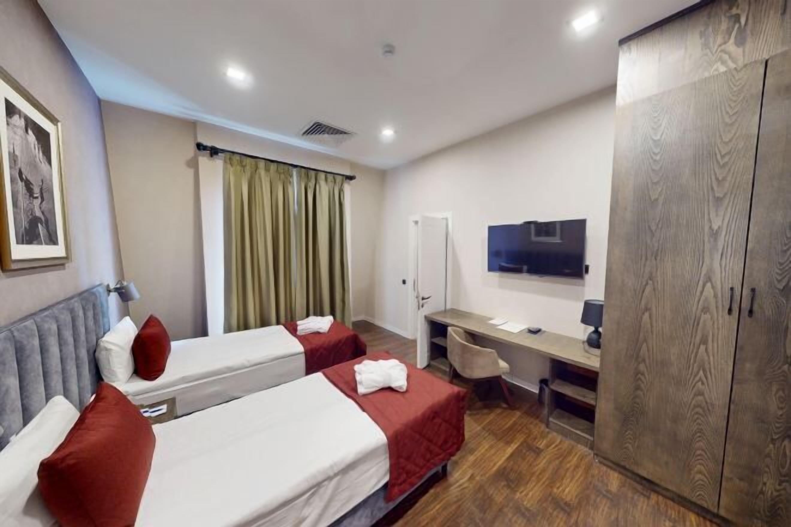 Biancheria da letto di alta qualità, una cassaforte in camera