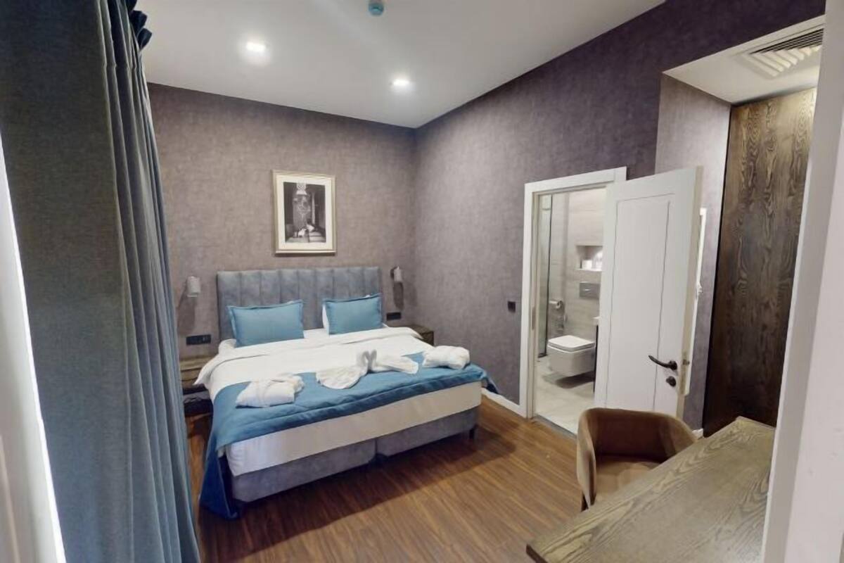 1 slaapkamer, luxe beddengoed, een kluis op de kamer
