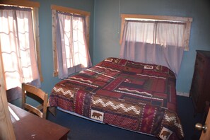 6 chambres, bureau, lit de bébé portatif, Wi-Fi