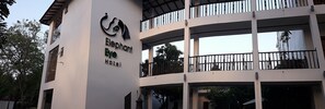 Fachada de la propiedad
