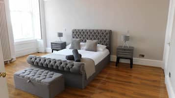 3 bedrooms, iron/ironing board, travel cot, WiFi