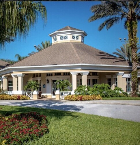 Windsor Palms luxury gated resort 4 bedroom, 3 bath house with pool and spa