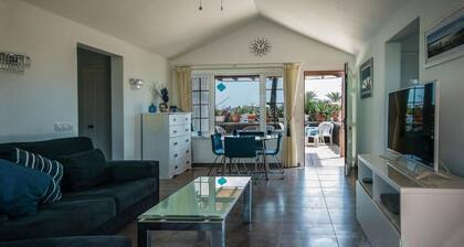 Superbe villa centrale - Offre spéciale Pùques - Piscine chauffée / Wifi / Chaßnes britanniques / Sky