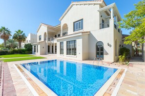 Piscina al aire libre