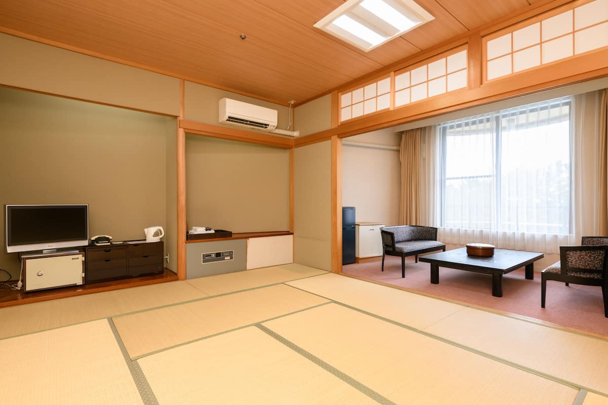 Kamar Keluarga (Japanese) | Brankas, meja kerja, ruang kerja ramah laptop, dan Wi-Fi gratis