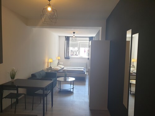 Shivas City Aparthotel