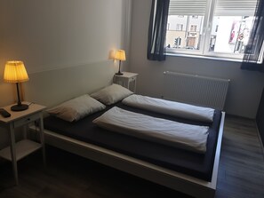 Desk, free WiFi, bed sheets