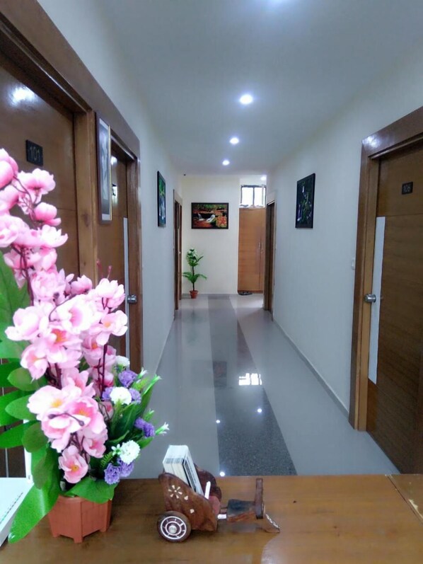 Interior - Hotel gopi palace (Ahmedabad)