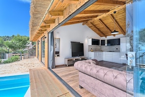 Outdoor dining - Beachfront Villa New Horizons III (Murter)