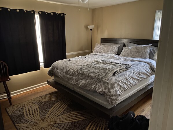 3 bedrooms, WiFi, bed sheets