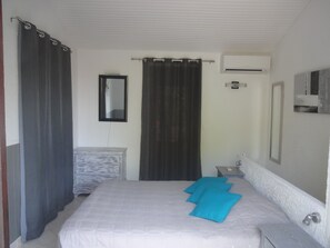 1 chambre, fer et planche à repasser, Wi-Fi, draps fournis