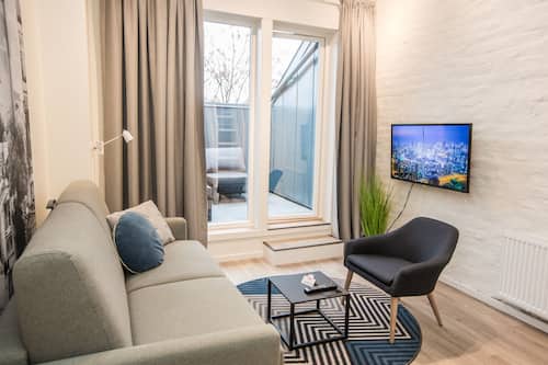 Apartment, Balcony | Living area