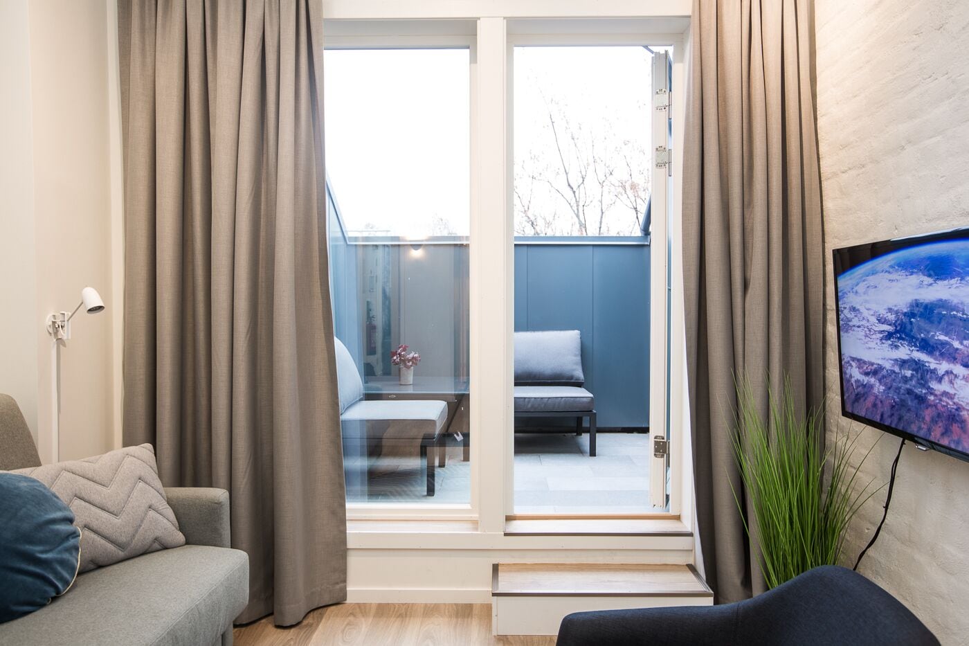 Apartment, Balcony | Living area