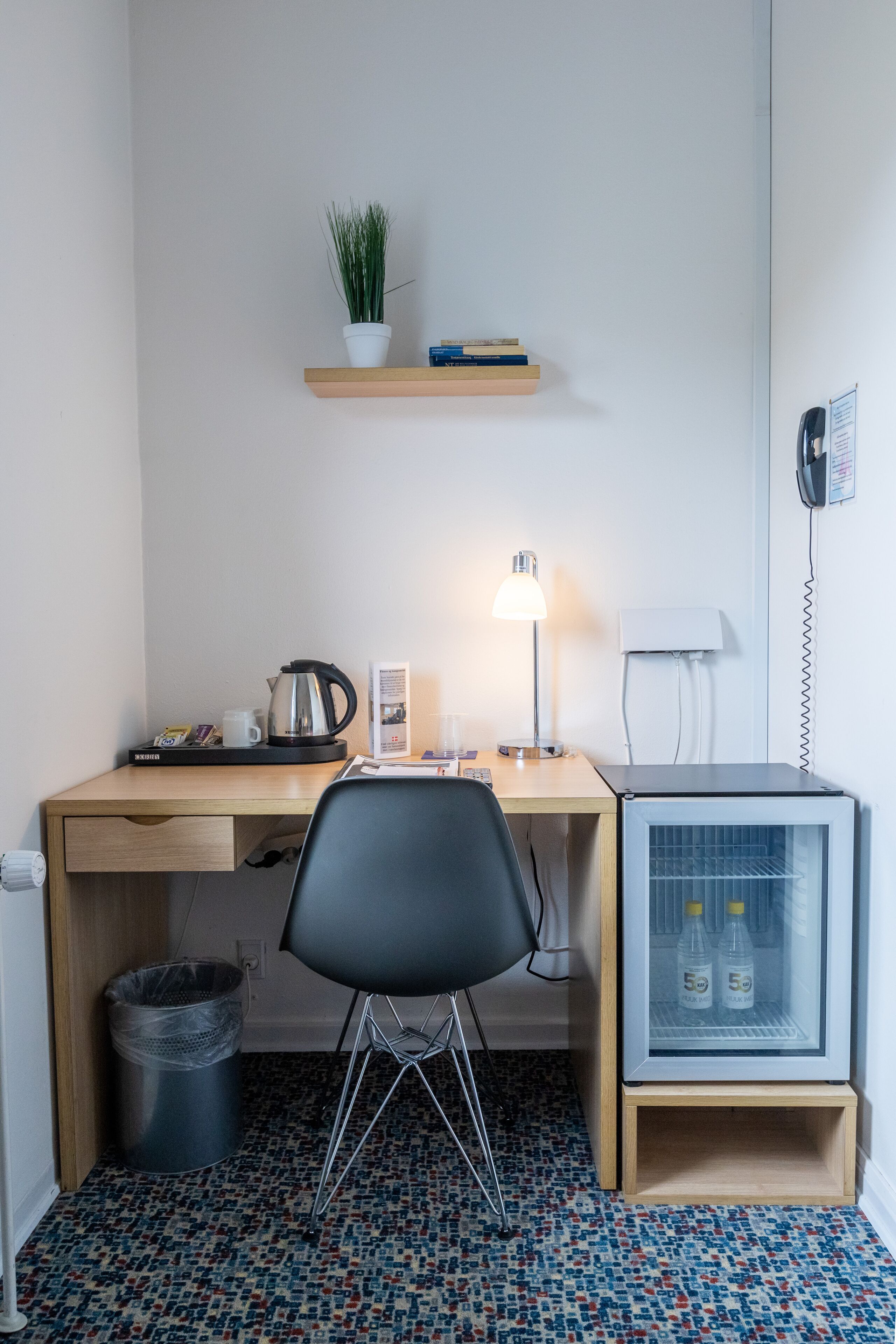 individually decorated, individually furnished, desk, laptop workspace