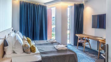 Suite monolocale Superior (Plus) | Con stile personalizzato, con arredamento individuale, una scrivania