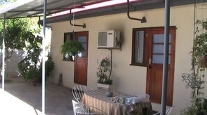 Phòng đôi hoặc 2 giường đơn phong cách cổ điển | Hiên