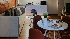 ห้องลักซ์ชัวรี่ | บริเวณนั่งเล่น