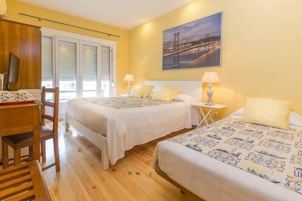 Familiekamer | Geluiddichte muren, gratis babybedden, gratis wifi, beddengoed