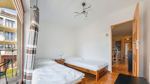 Leilighet (49 Helska Villa, Steyera 18) | Strykejern/-brett og sengetøy