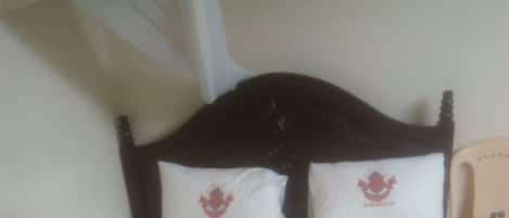 Double Room | Meja