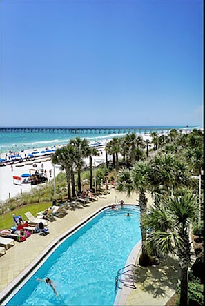Studio (1 Bedroom) | Interior - Calypso Resort by BBG (Panama City Beach)