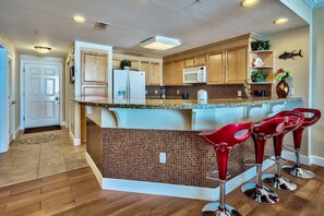 Studio (3 Bedrooms) | Interior