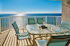 Studio (3 Bedrooms) | Interior - Boardwalk Resort 2208 (Panama City Beach)