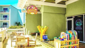 Studio (3 Bedrooms) | Interior