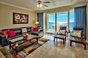 Studio (4 Bedrooms) | Interior - Boardwalk Resort 2011 -799987 (Panama City Beach)