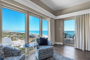 Flachbildfernseher, DVD-Player