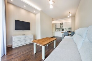 Deluxe Apartment (A47) | Private kitchen | Fridge, microwave, stovetop, coffee/tea maker