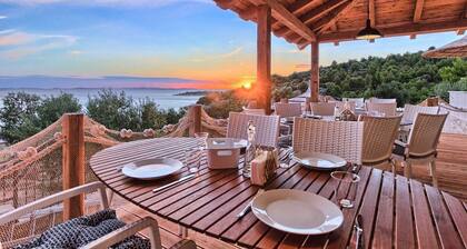 Beachfront Villa New Horizons I